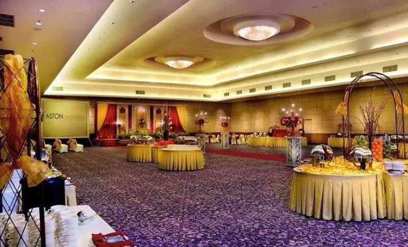 Royal Palm Hotel & Conference Center Cengkareng Jakarta Ngoại thất bức ảnh